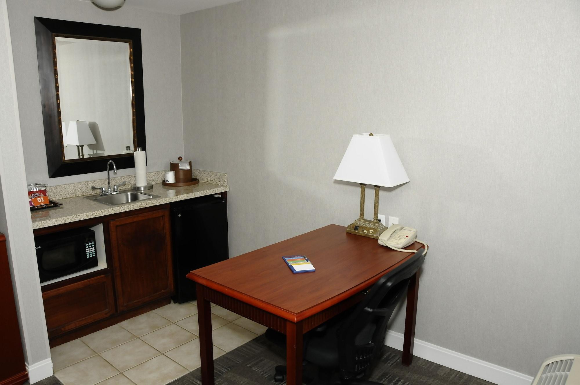Hampton Inn & Suites Redding Esterno foto