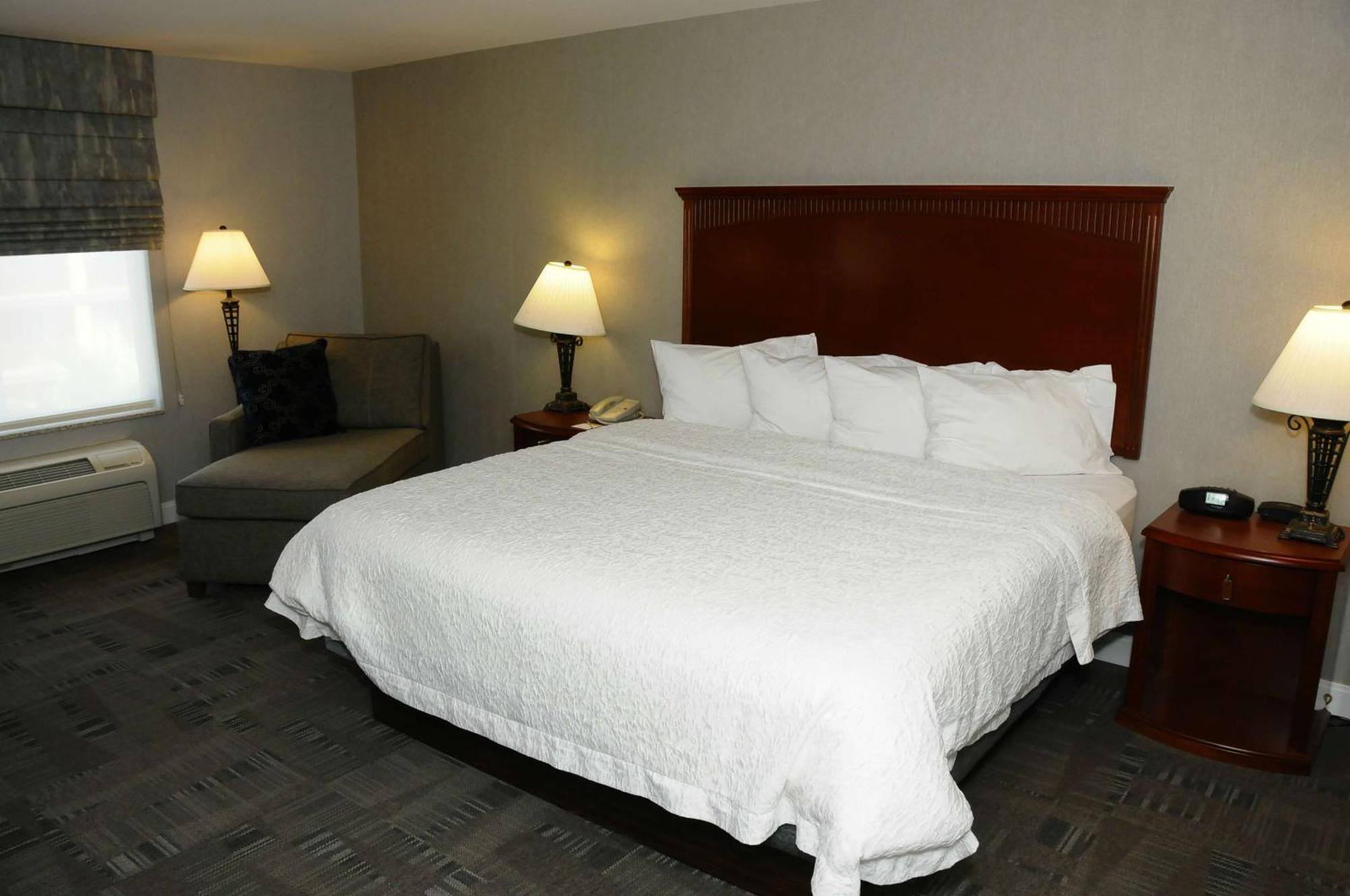 Hampton Inn & Suites Redding Esterno foto