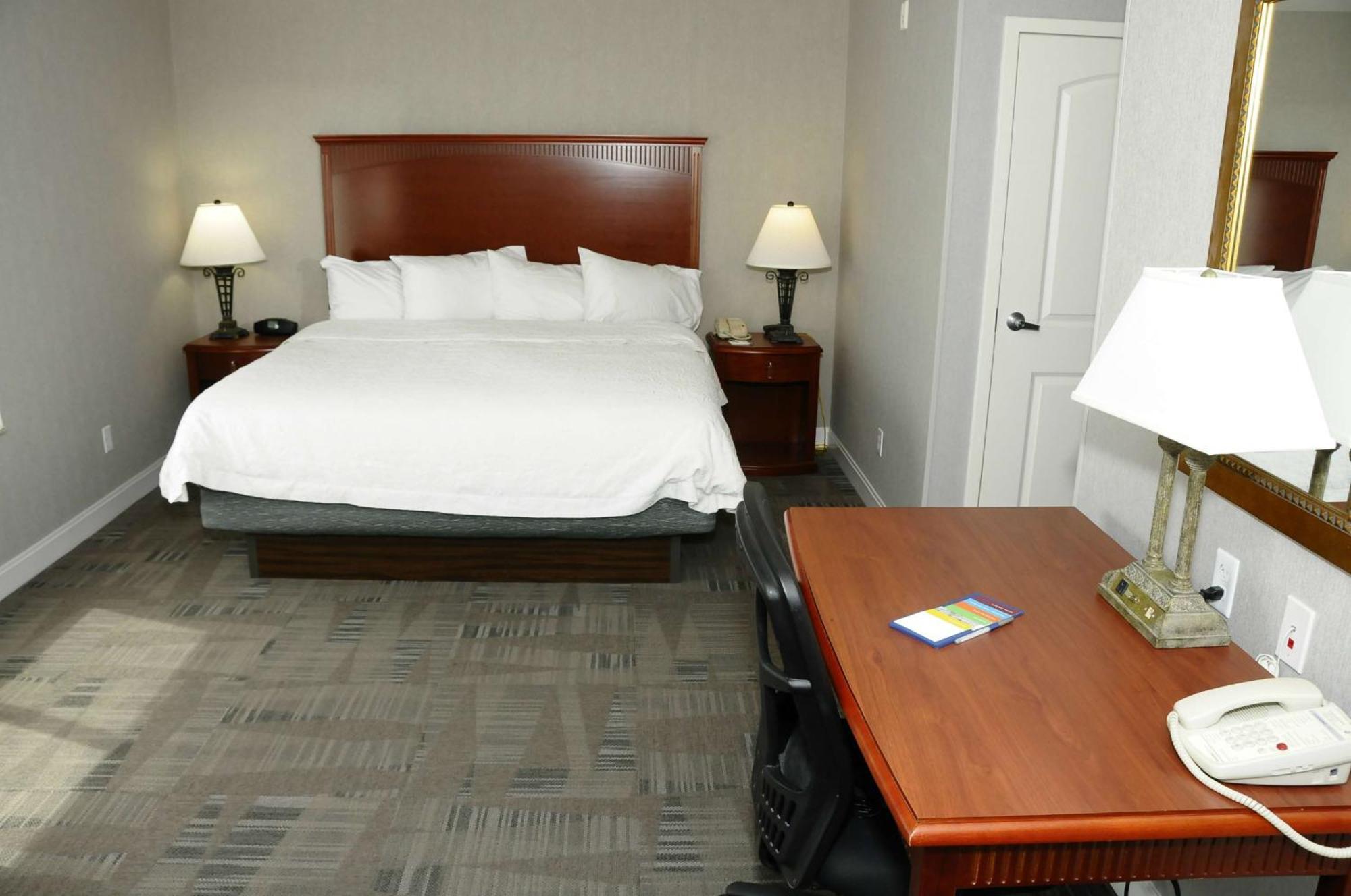 Hampton Inn & Suites Redding Esterno foto