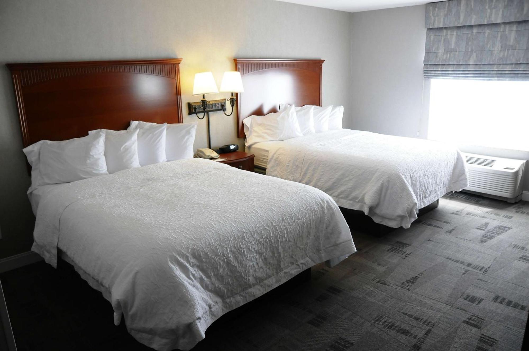 Hampton Inn & Suites Redding Esterno foto