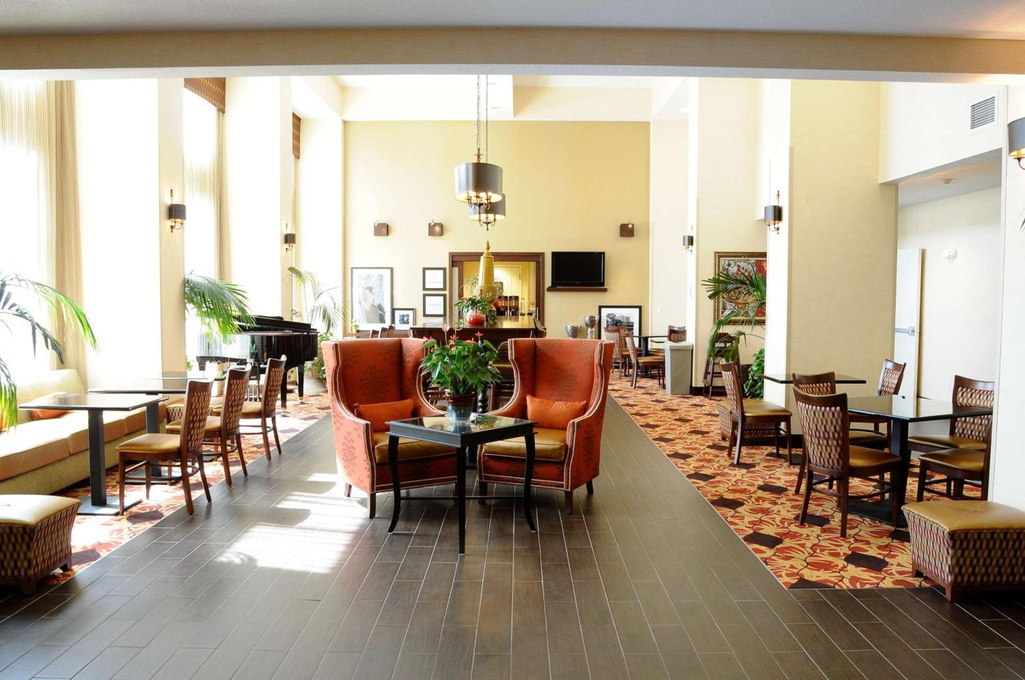 Hampton Inn & Suites Redding Esterno foto