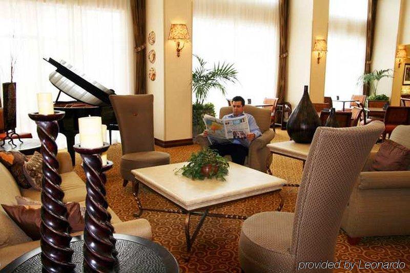 Hampton Inn & Suites Redding Interno foto