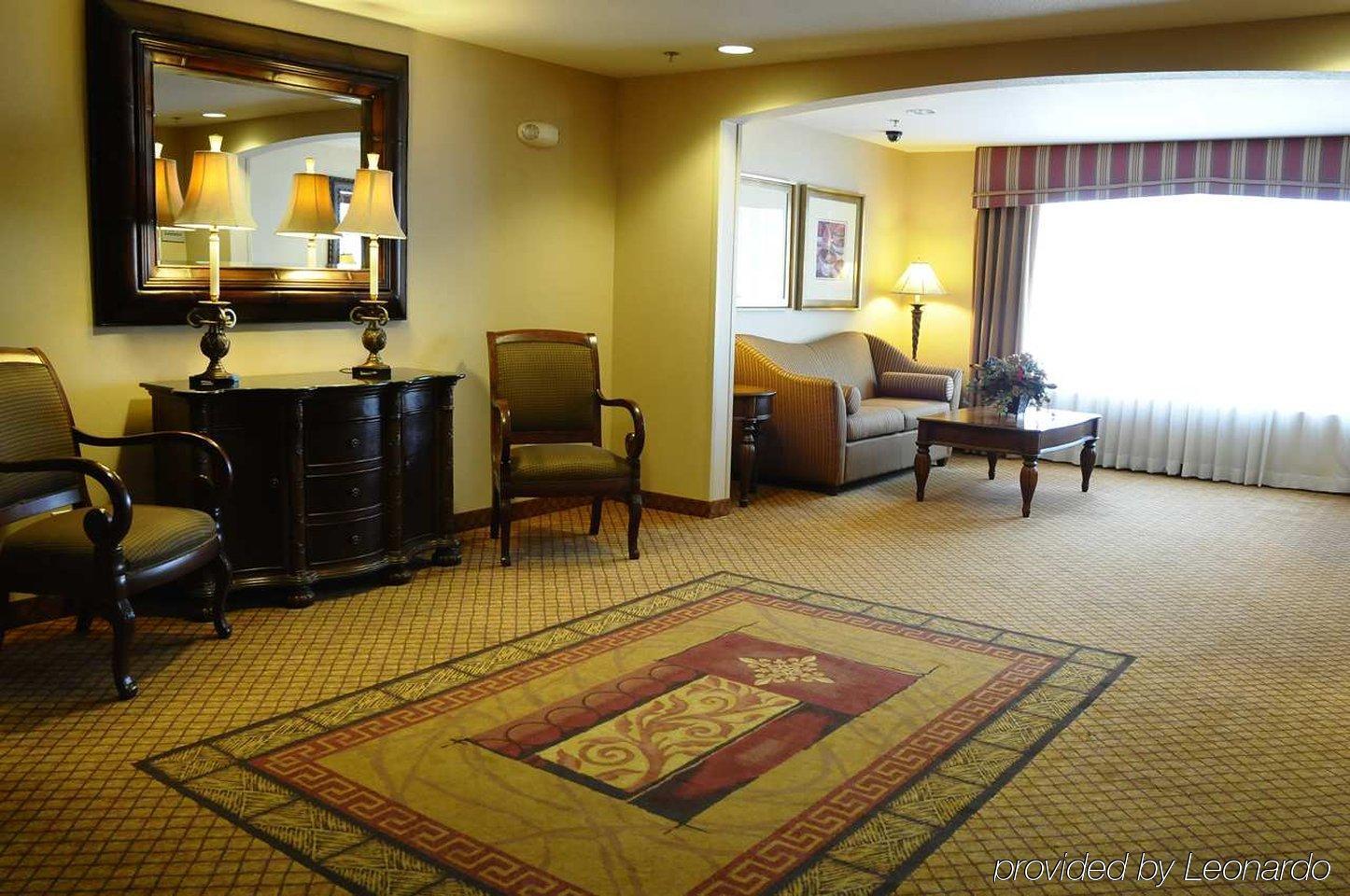 Hampton Inn & Suites Redding Esterno foto