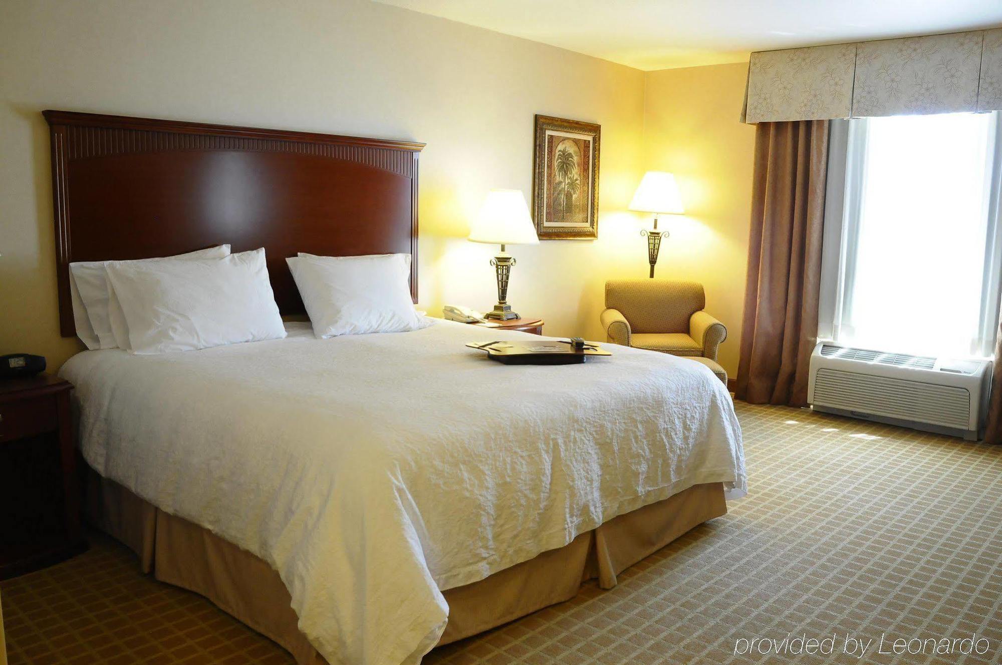 Hampton Inn & Suites Redding Esterno foto